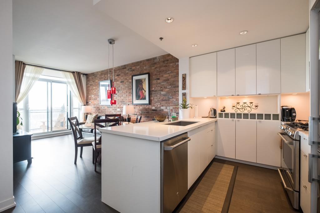 Luxury Leslieville - 2 Bedroom 2 Bath Торонто Экстерьер фото